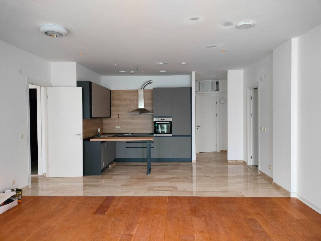 Piso en Budva, Montenegro, 104 m² - imagen 3