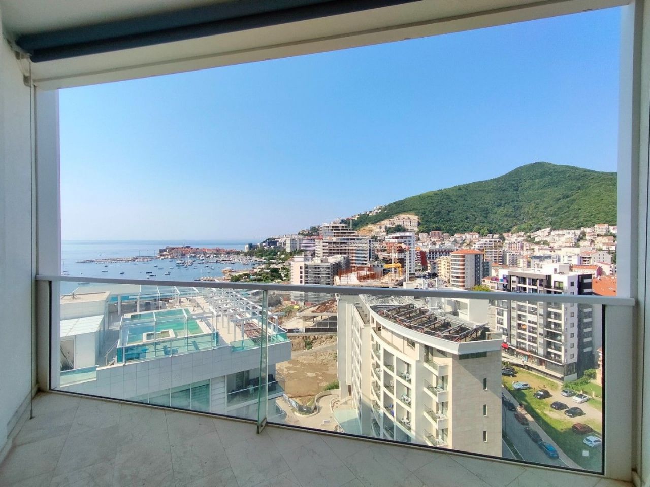 Piso en Budva, Montenegro, 104 m² - imagen 14