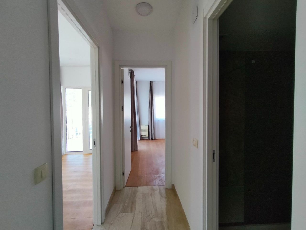 Piso en Budva, Montenegro, 104 m² - imagen 16