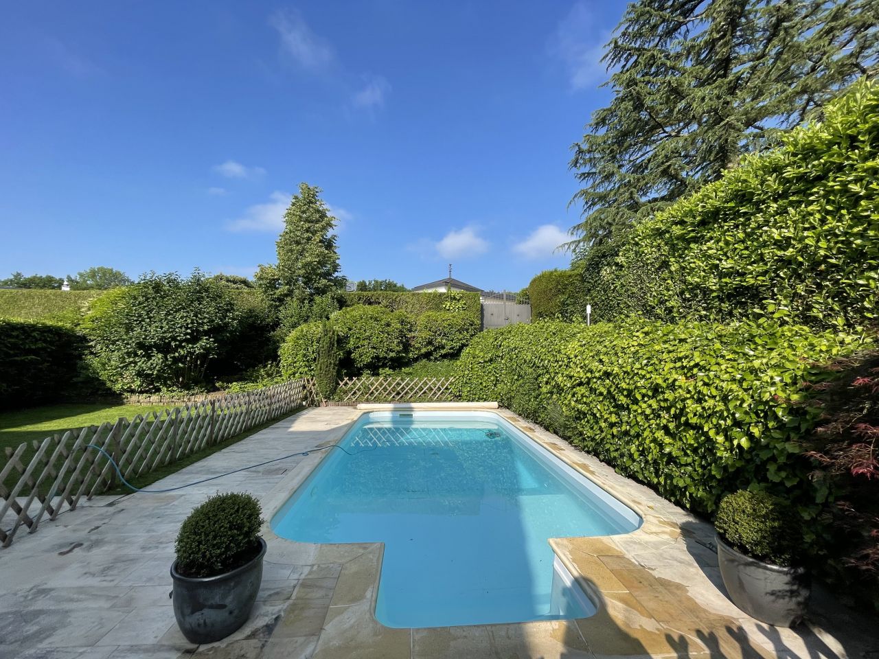 Villa in Genf, Schweiz, 170 m² - Foto 1