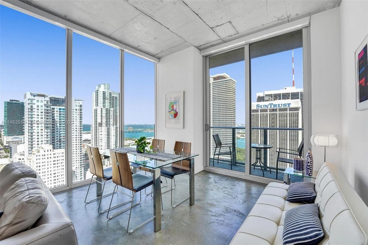 Flat in Miami, USA, 67 m² - picture 5