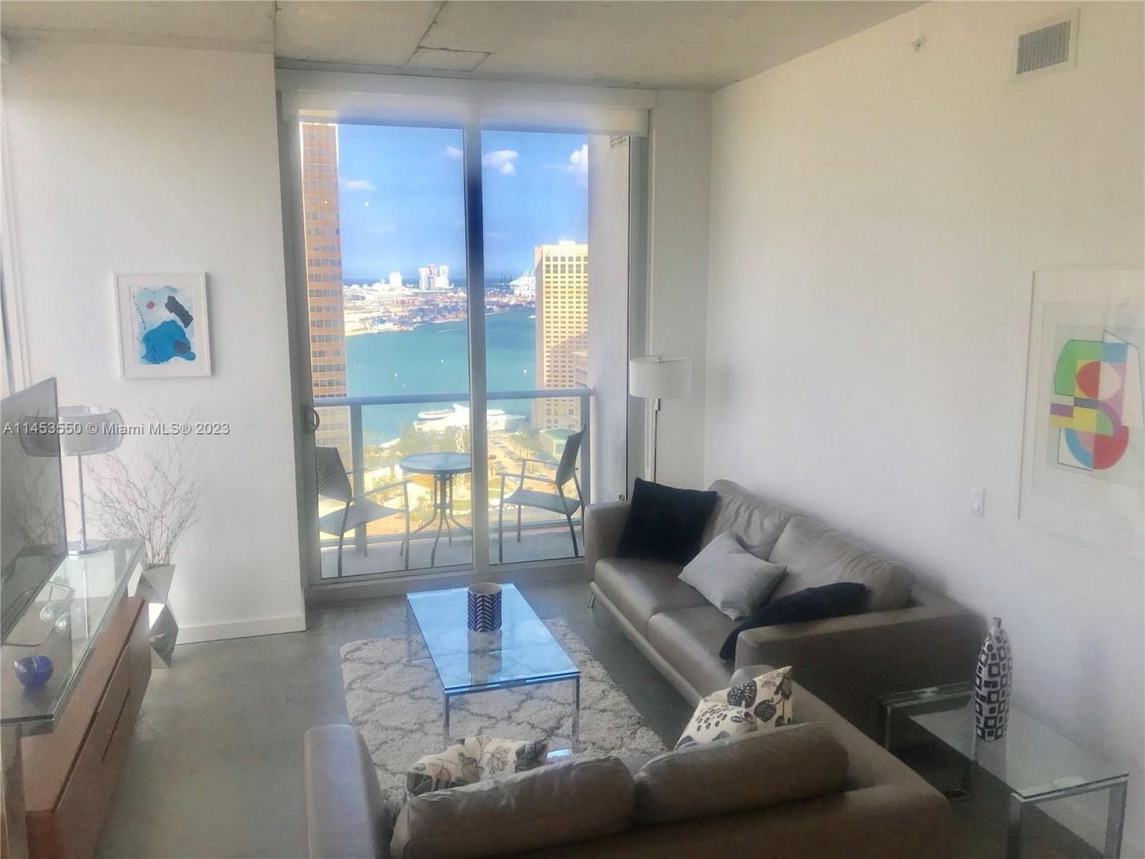 Flat in Miami, USA, 67 m² - picture 6