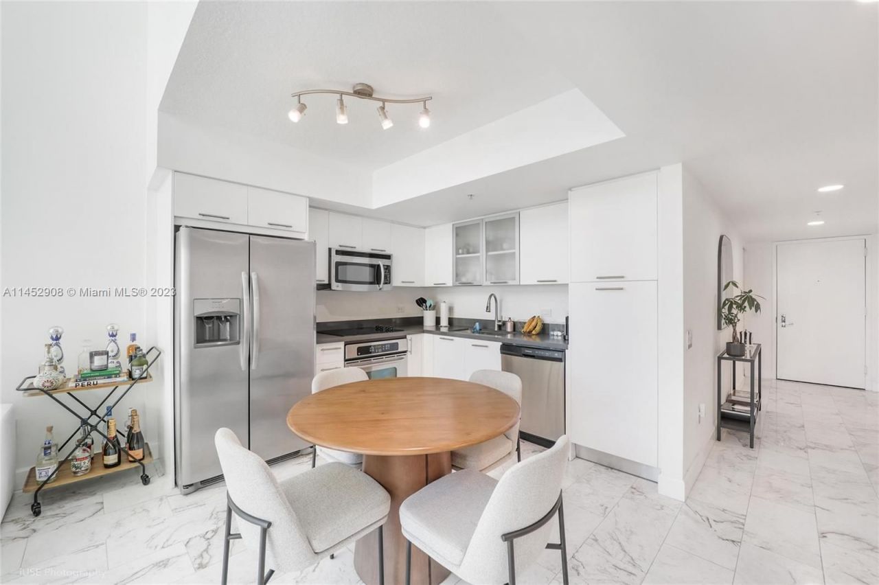 Loft in Miami, USA, 140 m² - picture 5