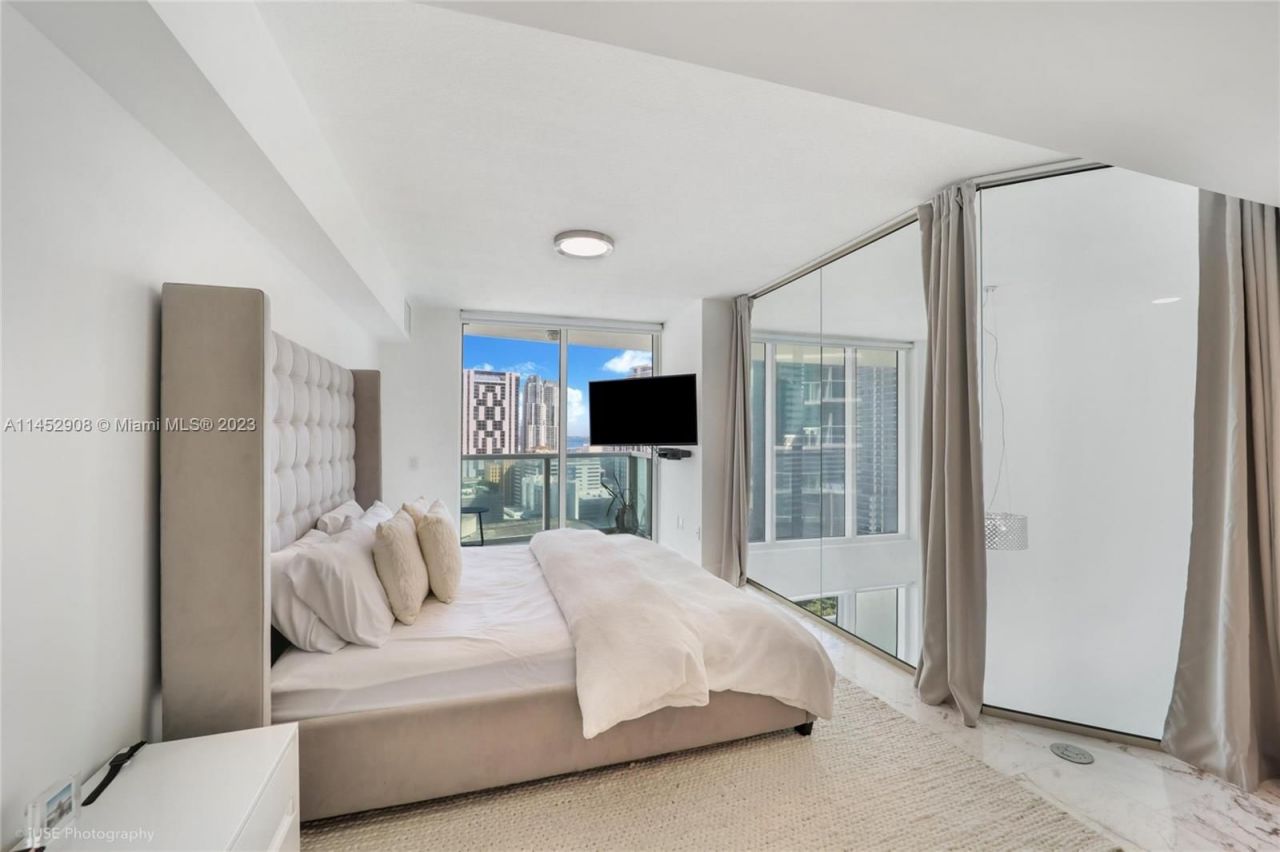 Loft in Miami, USA, 140 m² - picture 4