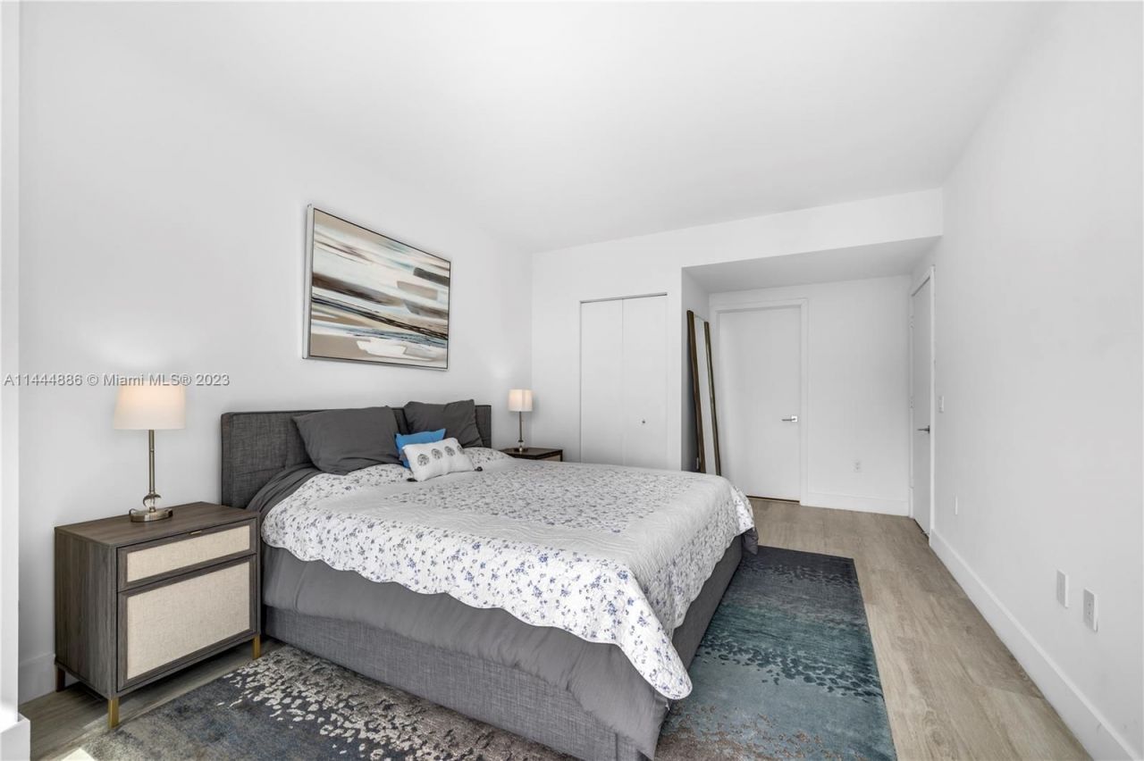 Flat in Miami, USA, 100 m² - picture 14