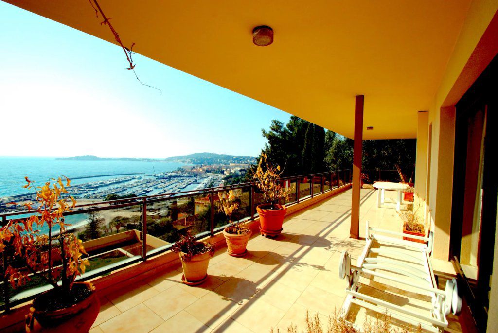 Apartamento en Beaulieu-sur-Mer, Francia, 106 m² - imagen 3