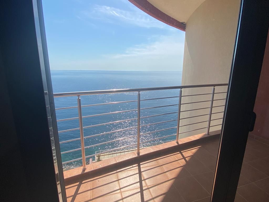 Appartement à Dobra Voda, Monténégro, 227 m² - image 3