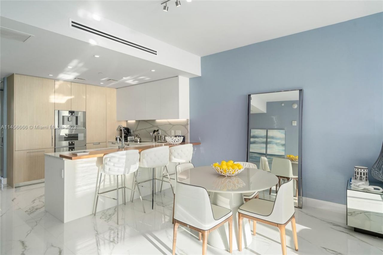 Piso en Miami, Estados Unidos, 140 m² - imagen 7