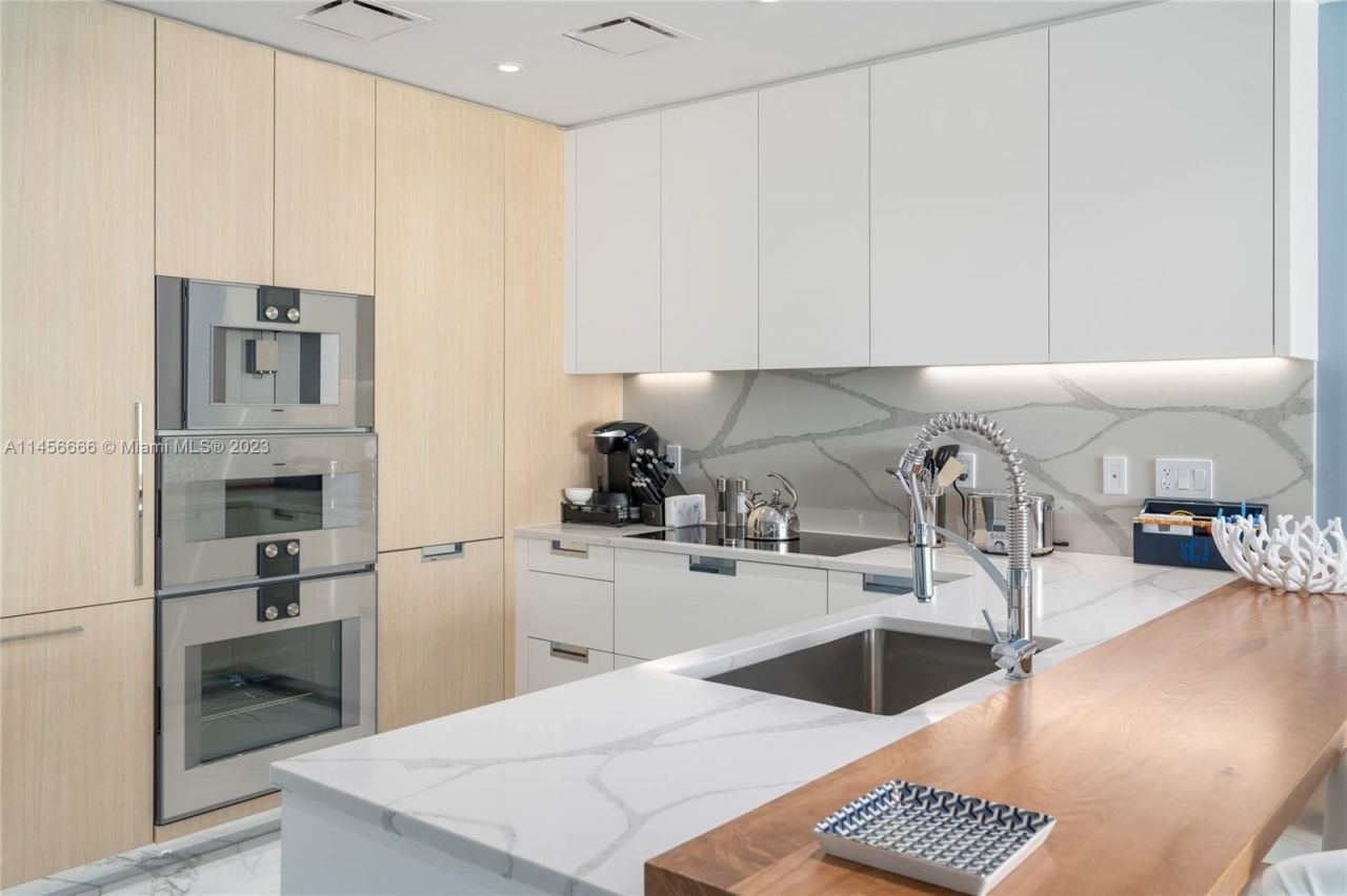 Piso en Miami, Estados Unidos, 140 m² - imagen 10