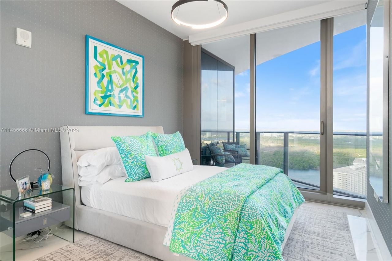 Piso en Miami, Estados Unidos, 140 m² - imagen 15