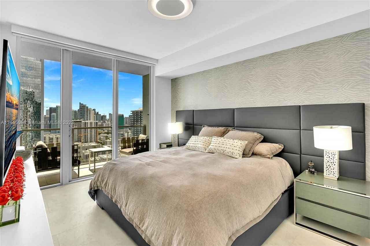 Piso en Miami, Estados Unidos, 170 m² - imagen 15