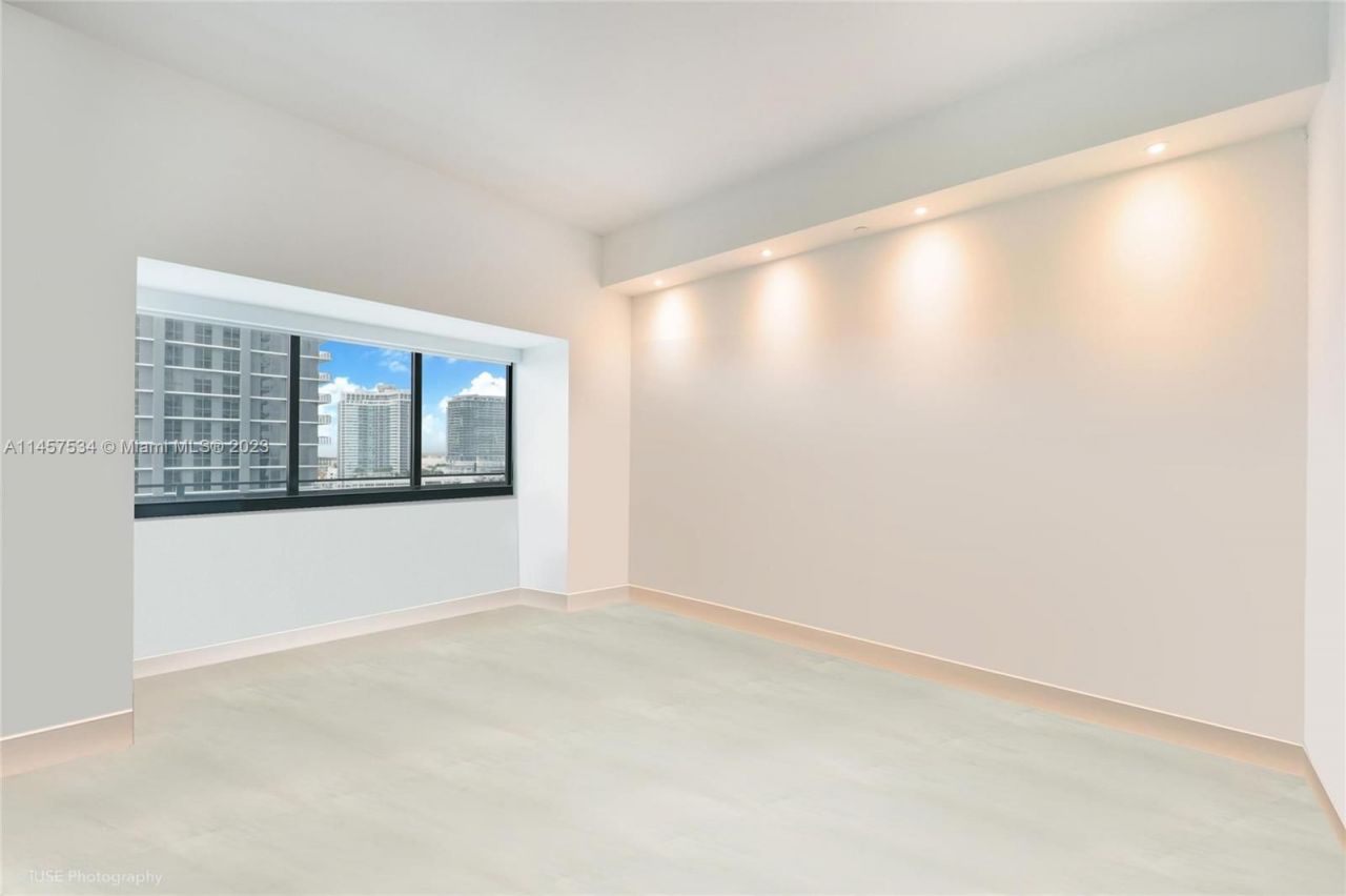 Piso en Miami, Estados Unidos, 110 m² - imagen 11