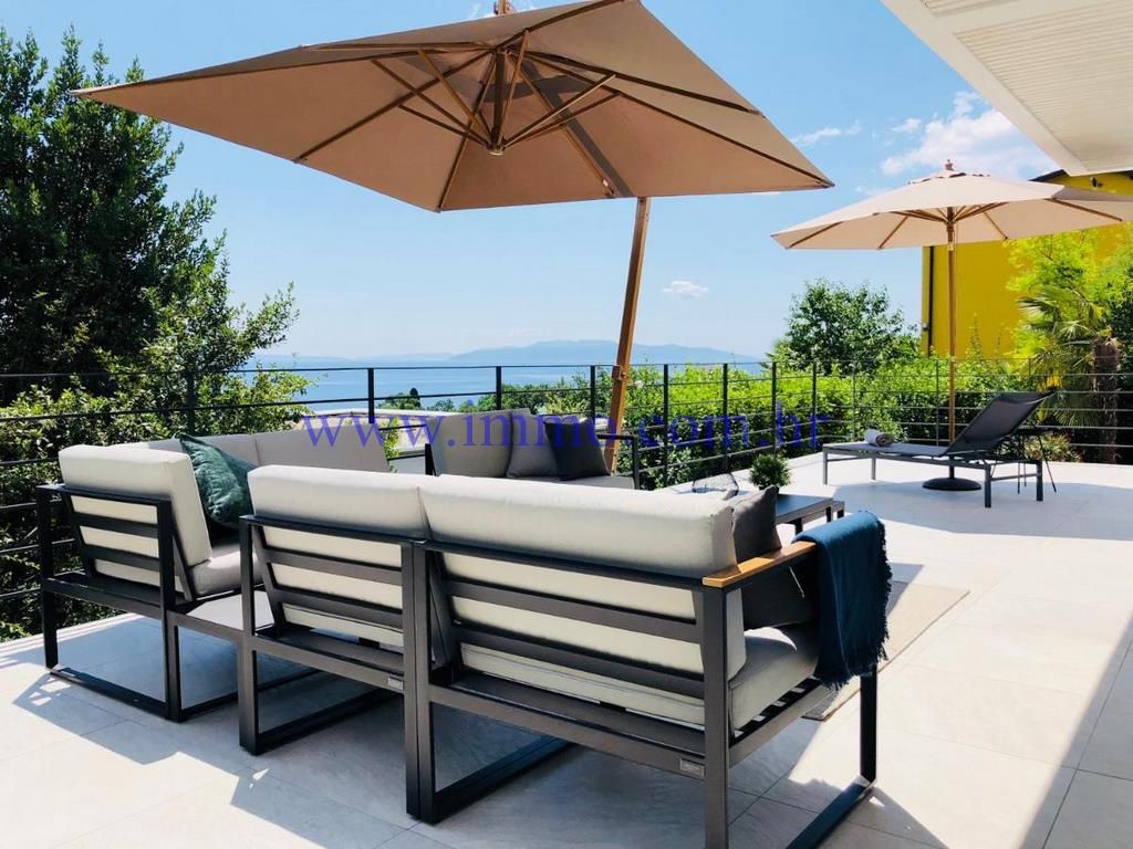 Villa a Opatija, Croazia, 250 m² - foto 2