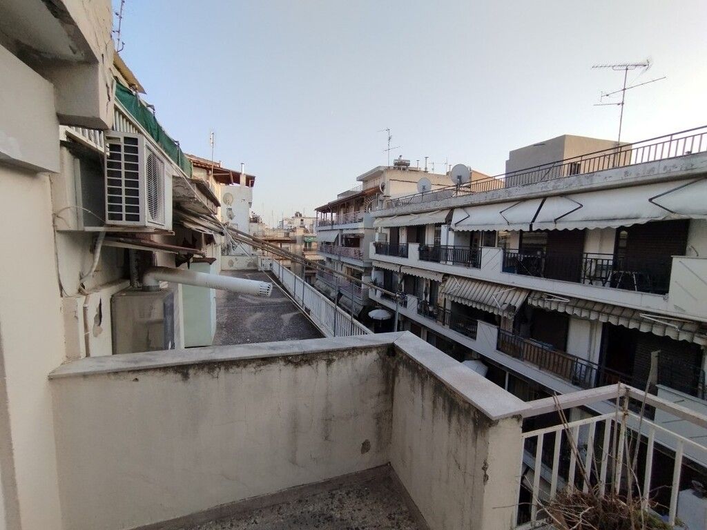 Flat in Thessaloniki, Greece, 80 m² - picture 11