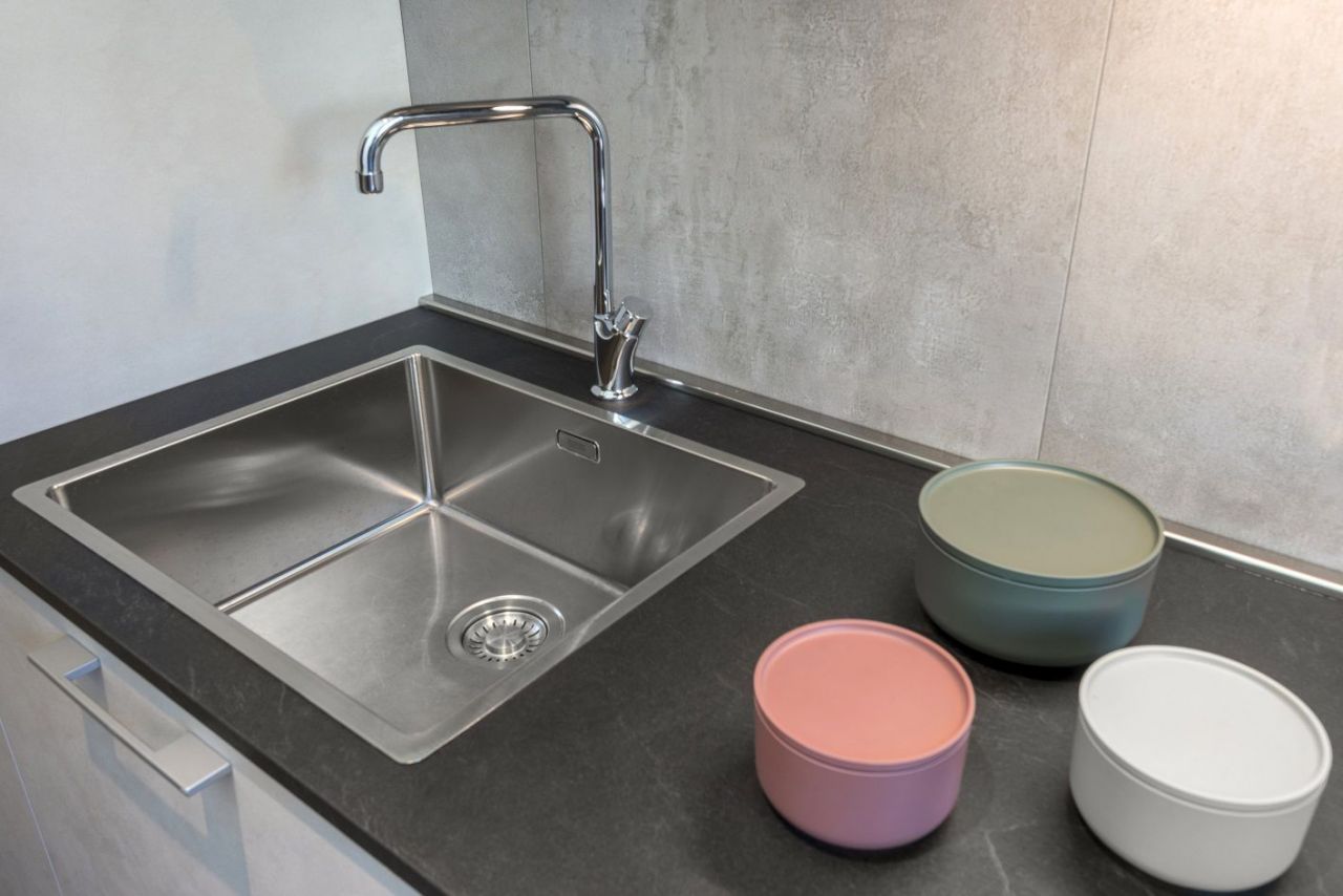 Apartment in Campione d'Italia, Italien, 81 m² - Foto 5