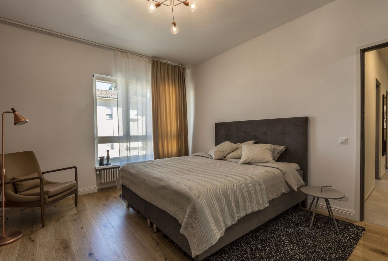 Apartment in Campione d'Italia, Italien, 81 m² - Foto 7