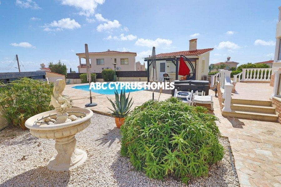 Villa in Paphos, Zypern, 206 m² - Foto 1