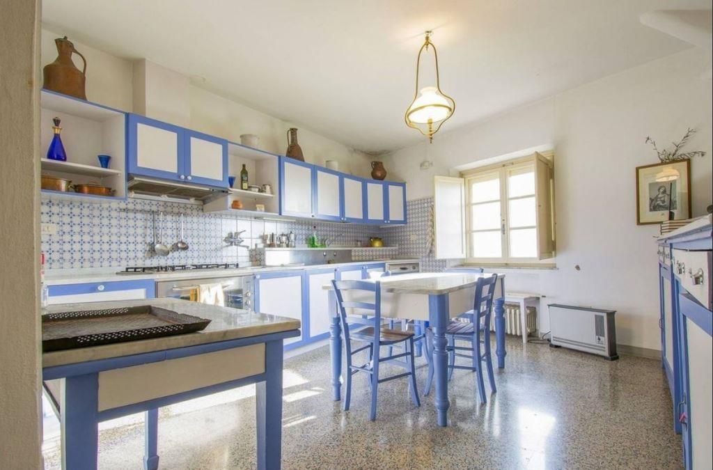 Palazzo a Massarosa, Italia, 1 180 m² - foto 13