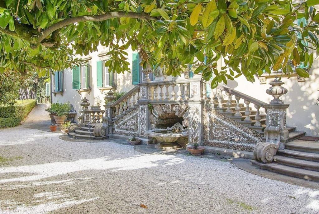 Palazzo a Massarosa, Italia, 1 180 m² - foto 2