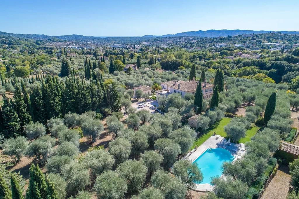 Villa en Châteauneuf-Grasse, Francia, 968 m² - imagen 7