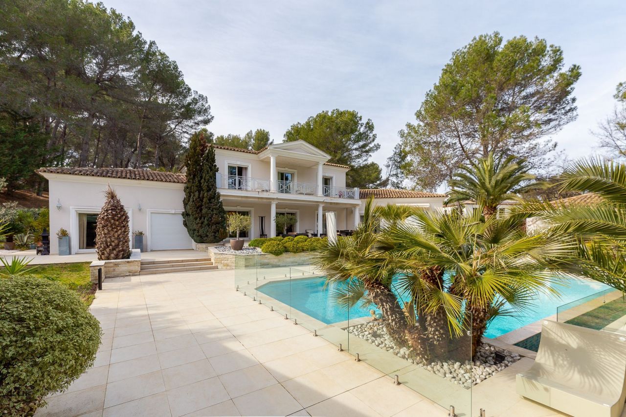 Villa en Mougins, Francia, 500 m² - imagen 1