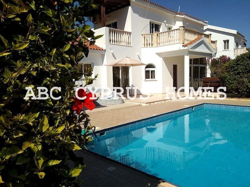 Villa in Coral Bay, Zypern, 140 m² - Foto 1