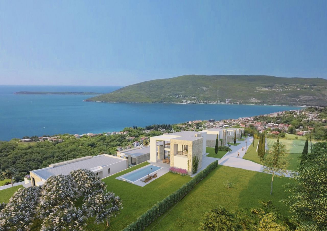 Villa à Herceg-Novi, Monténégro, 313 m² - image 1