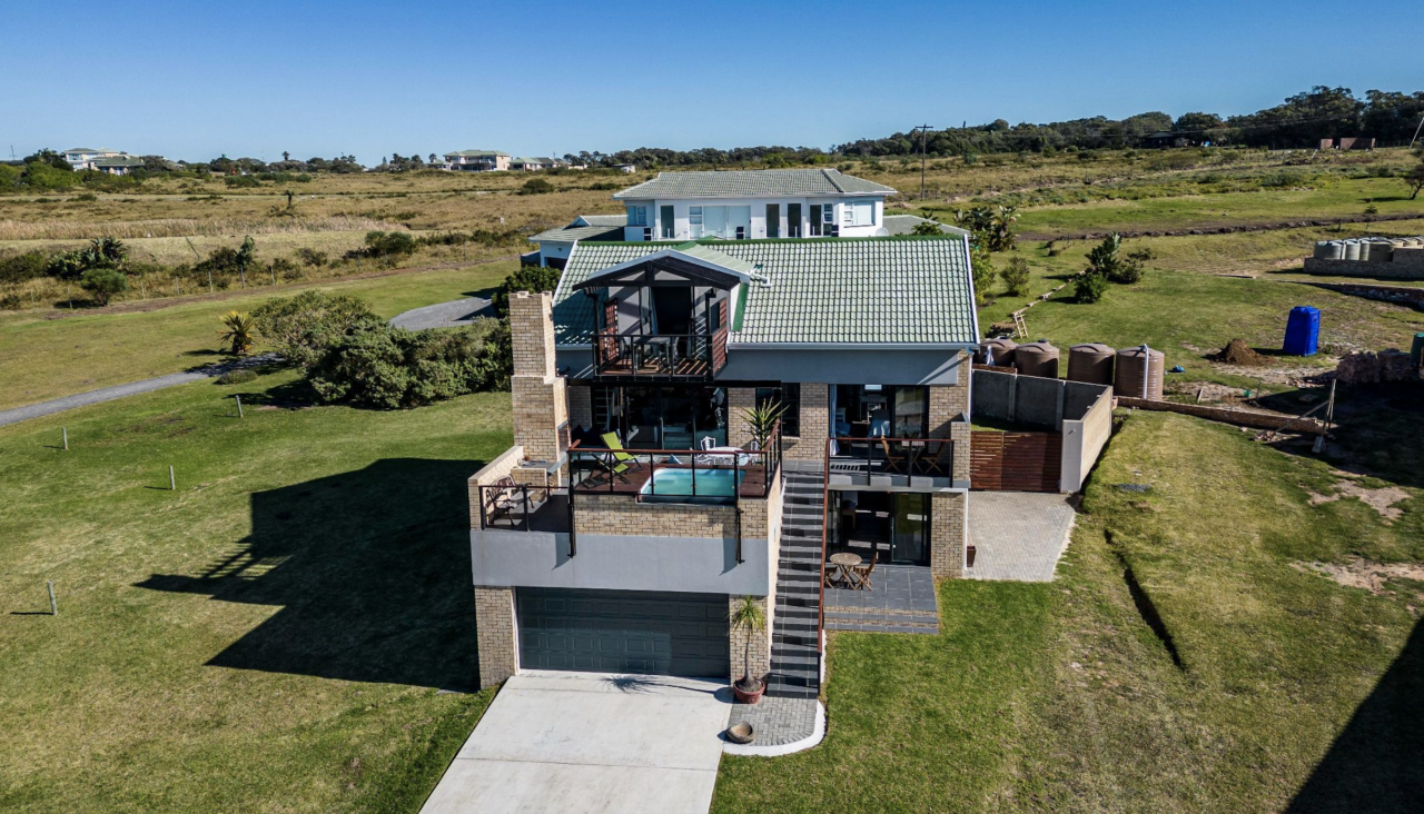 House Eastern Cape, RSA, 260 m² - picture 15
