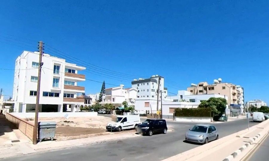 Terrain à Larnaca, Chypre, 495 m² - image 1