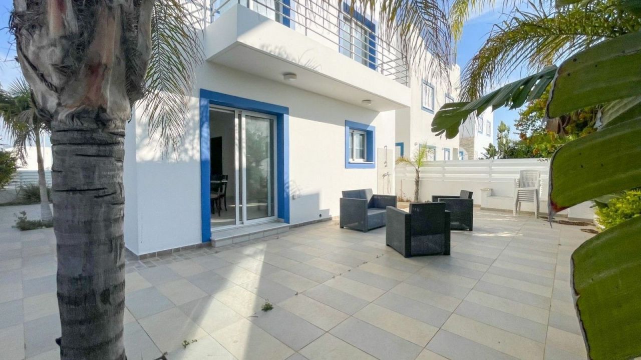 Villa à Protaras, Chypre, 140 m² - image 1