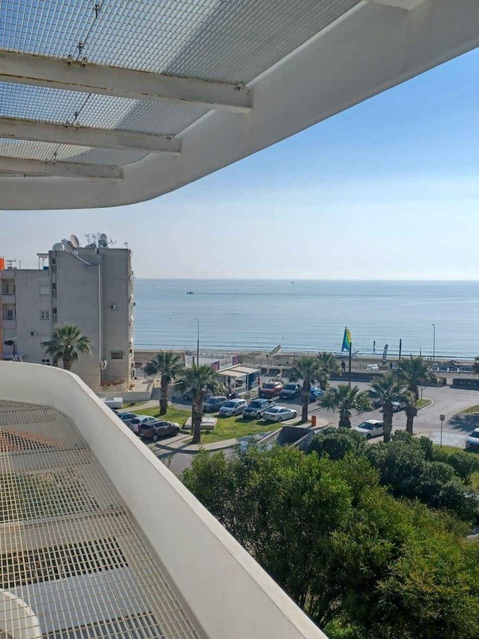 Appartement à Larnaca, Chypre, 80 m² - image 1