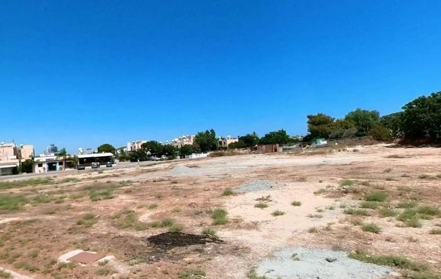 Terrain à Larnaca, Chypre, 527 m² - image 1