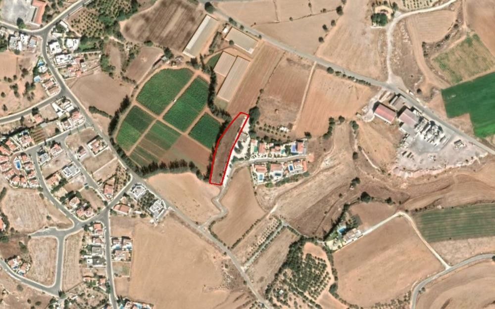 Land in Paphos, Cyprus, 2 676 m² - picture 1