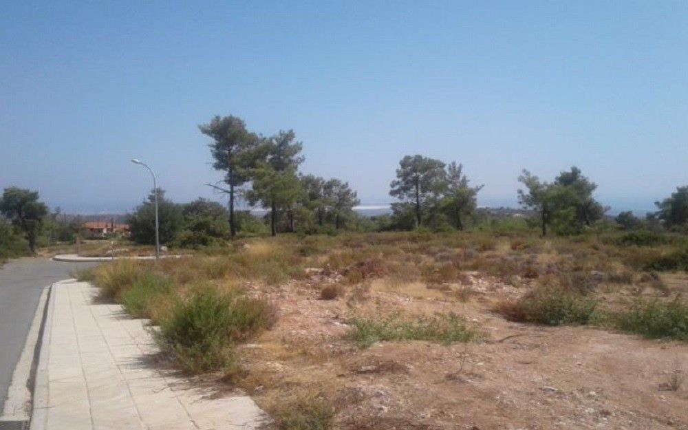 Land in Limassol, Cyprus, 15 886 m² - picture 1