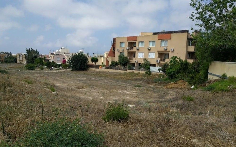 Terrain à Paphos, Chypre, 1 877 m² - image 1