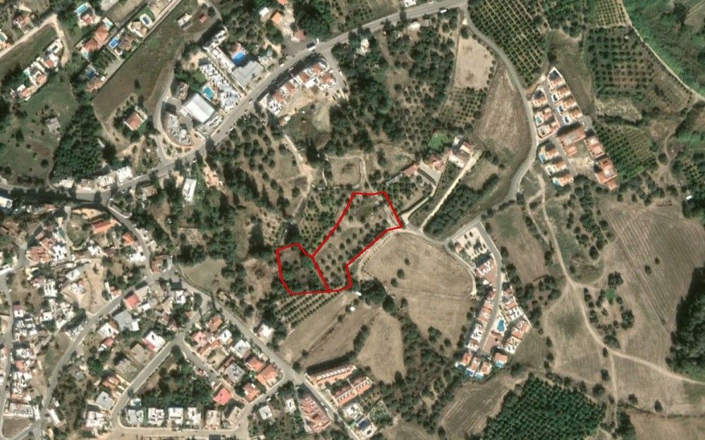 Terrain à Paphos, Chypre, 7 024 m² - image 1