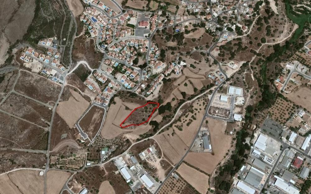 Terrain à Paphos, Chypre, 5 686 m² - image 1