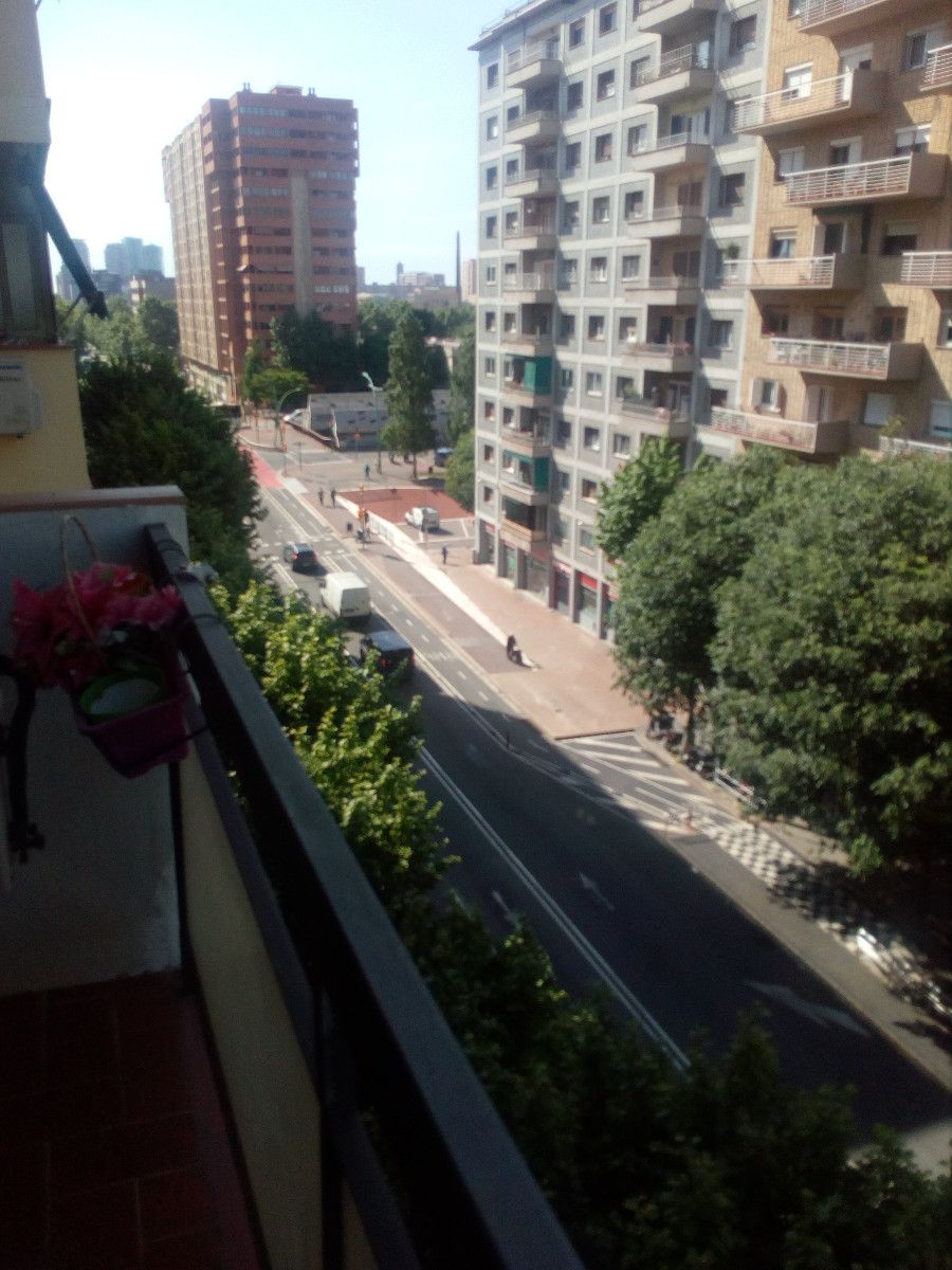 Apartment in Barcelona, Spain - picture 2