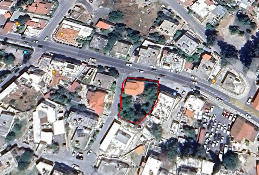 Terrain à Paphos, Chypre, 754 m² - image 1