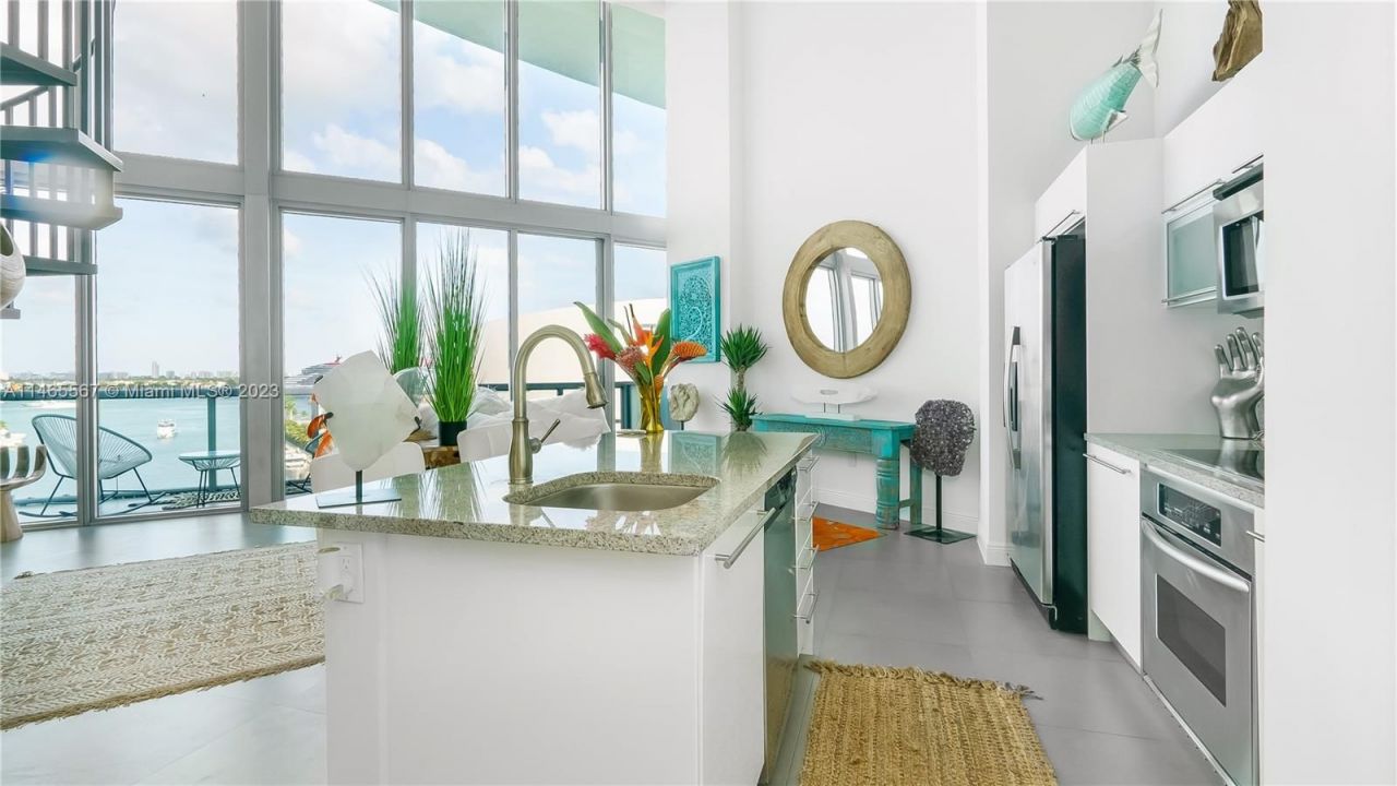 Piso en Miami, Estados Unidos, 100 m² - imagen 7