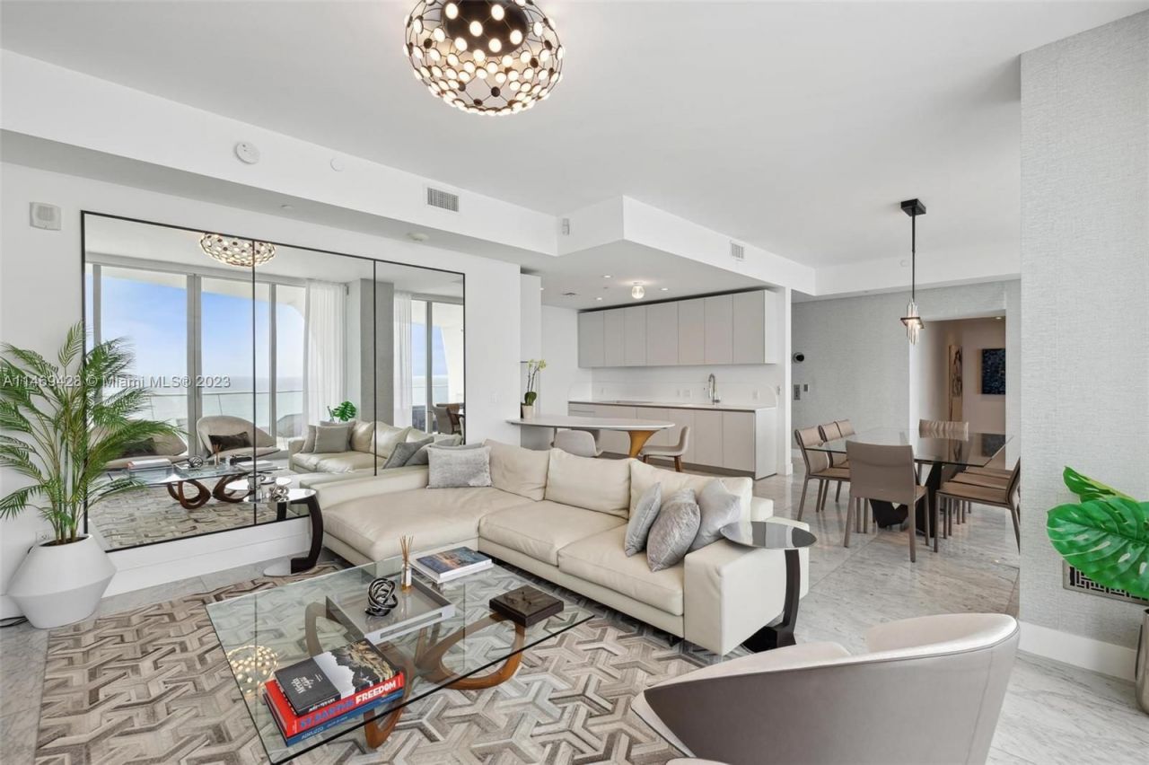 Flat in Miami, USA, 150 m² - picture 2