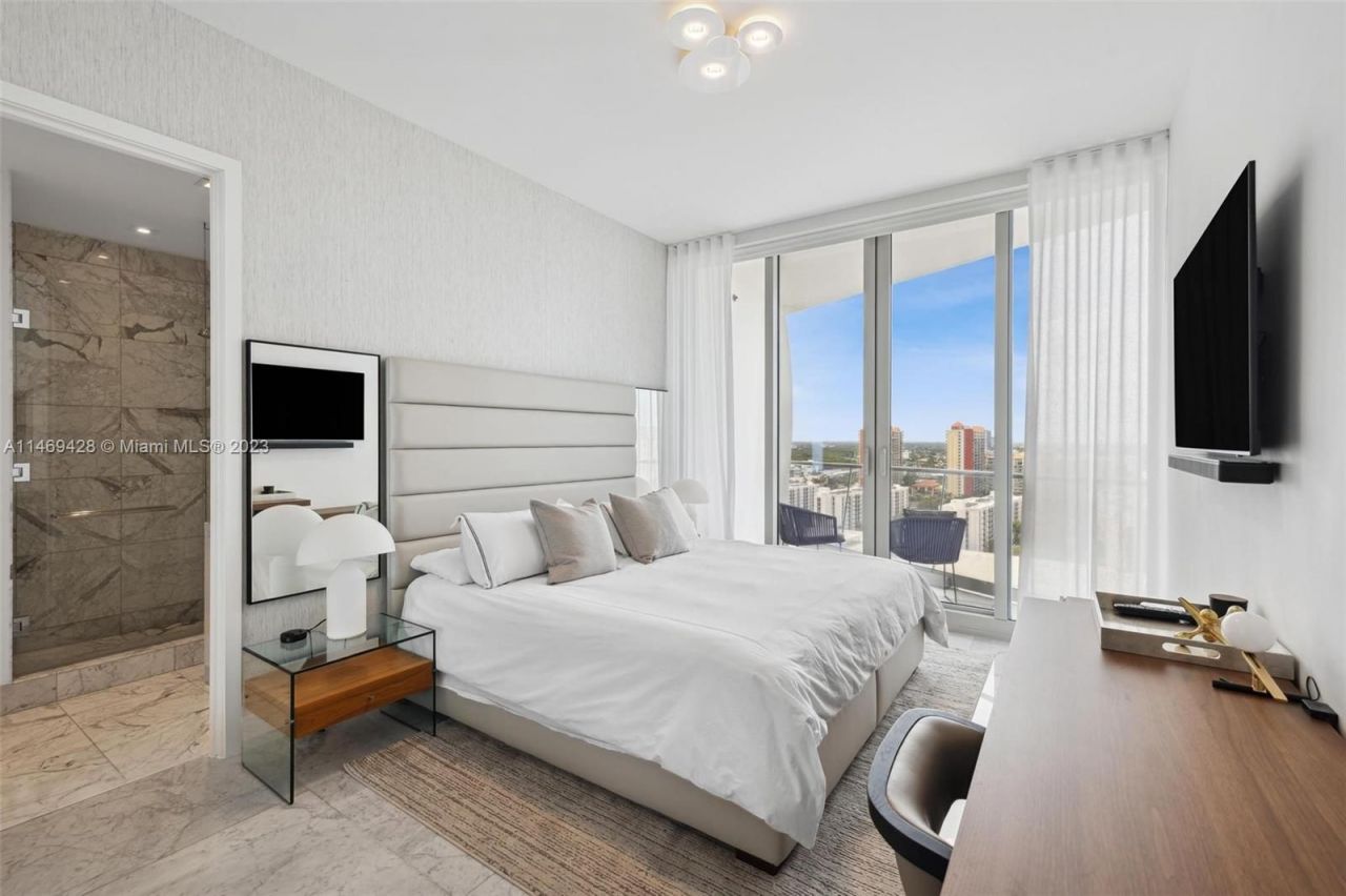 Flat in Miami, USA, 150 m² - picture 14