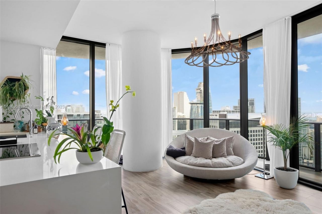 Piso en Miami, Estados Unidos, 220 m² - imagen 6