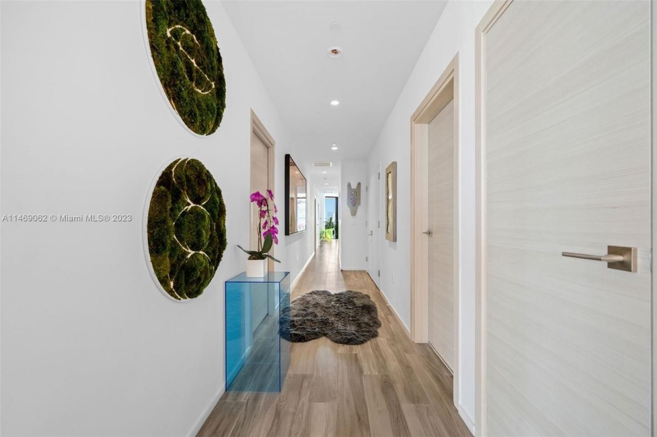 Piso en Miami, Estados Unidos, 220 m² - imagen 13