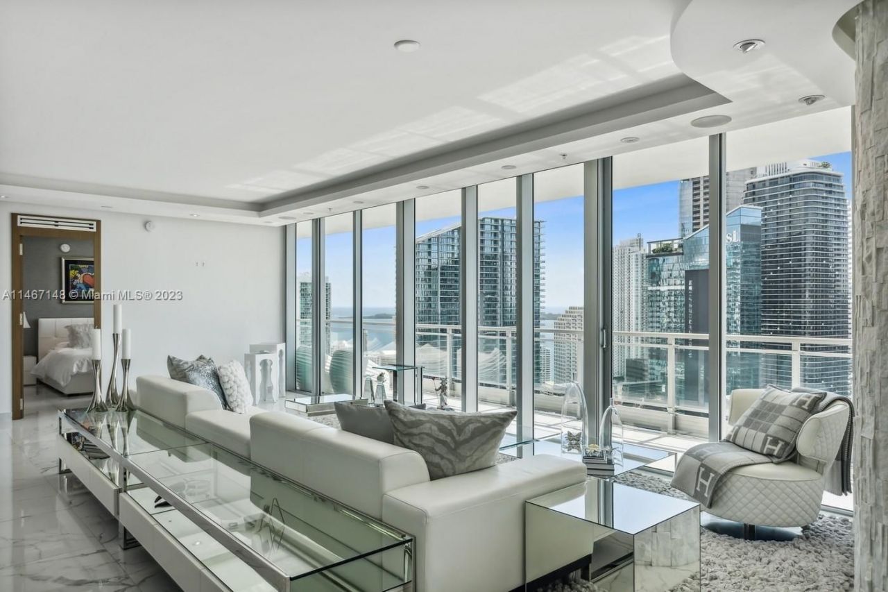 Flat in Miami, USA, 210 m² - picture 3