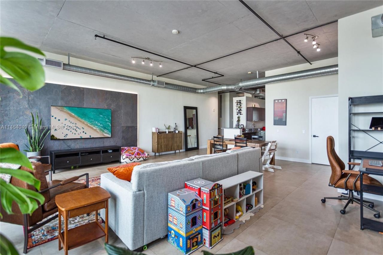 Loft en Miami, Estados Unidos, 120 m² - imagen 4