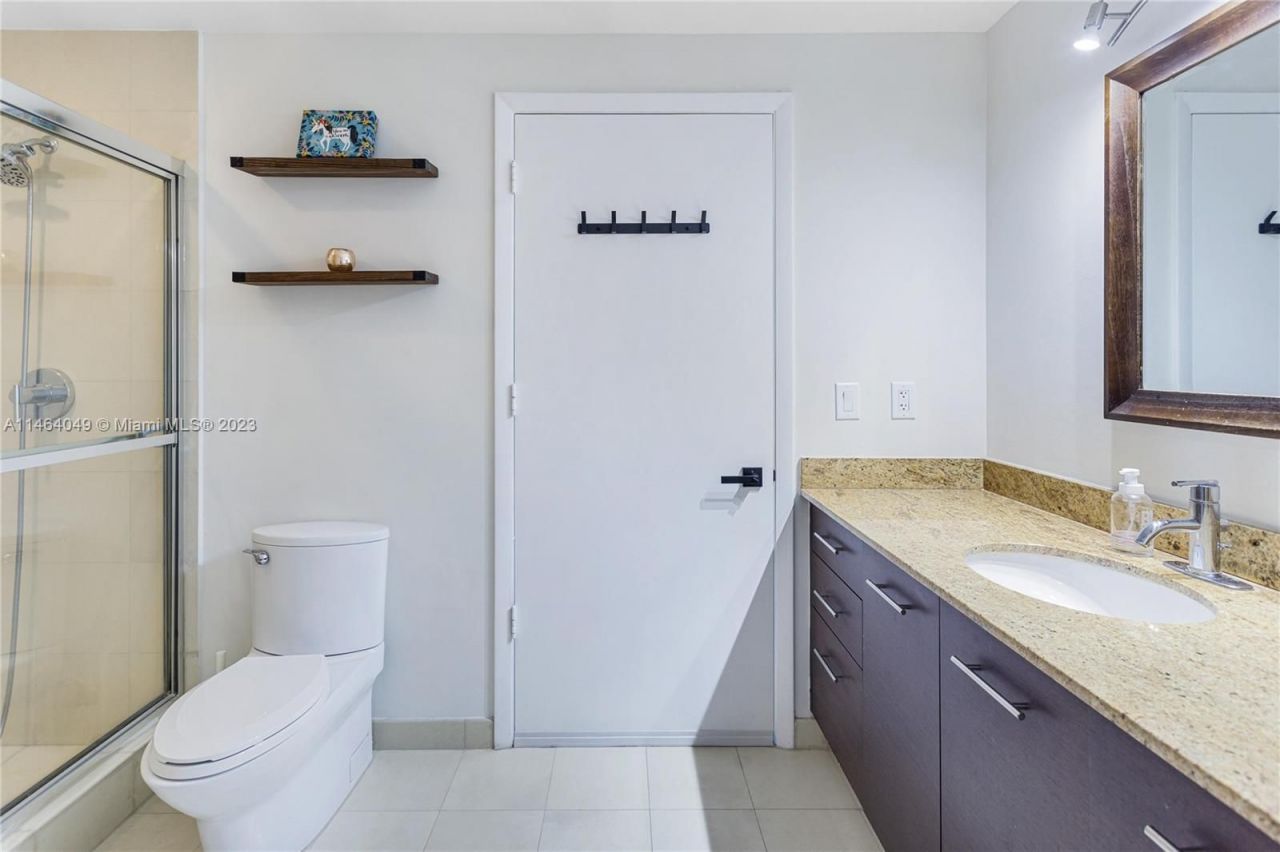 Loft en Miami, Estados Unidos, 120 m² - imagen 14