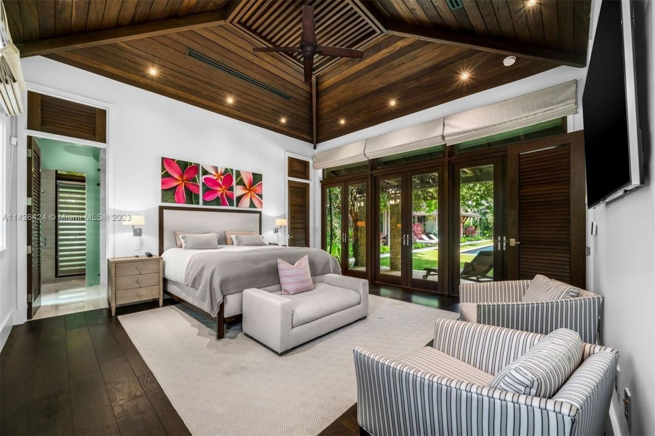 Domaine à Miami, États-Unis, 500 m² - image 7