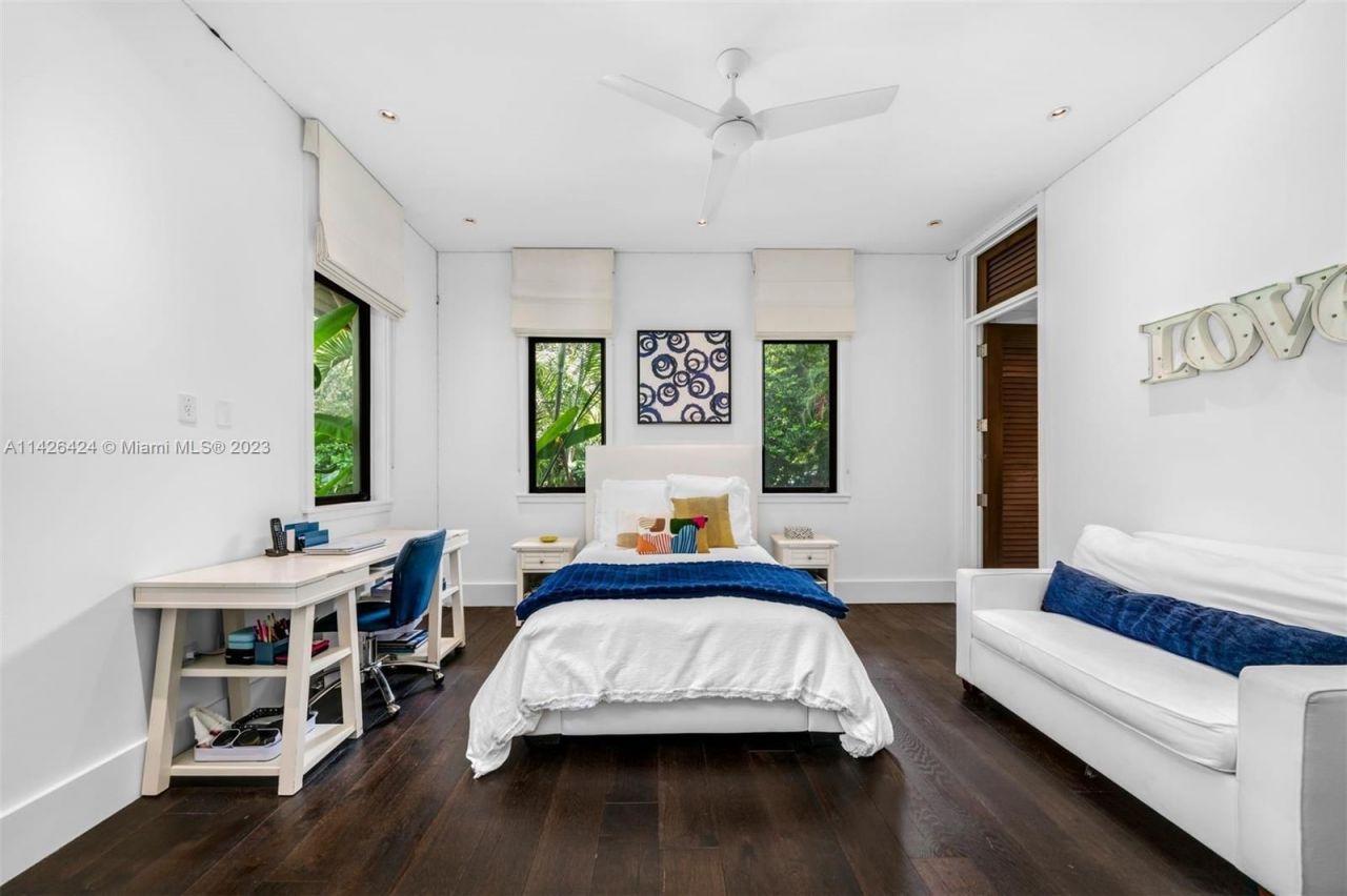 Domaine à Miami, États-Unis, 500 m² - image 10