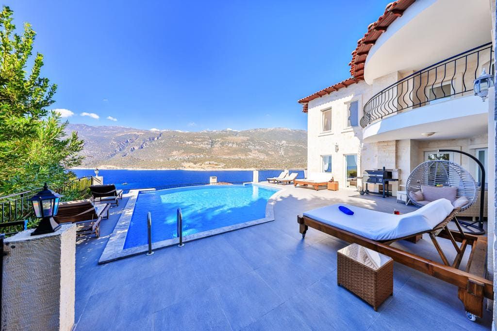 Townhouse in Kaş, Turkey, 200 m² - picture 1